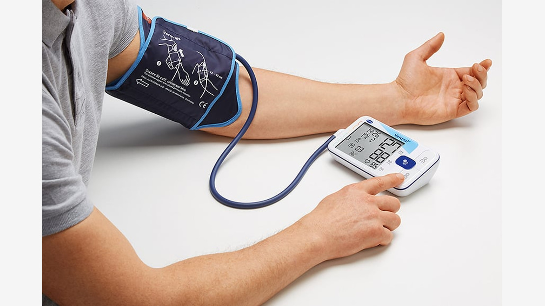Veroval Upper Arm blood pressure monitor product application image