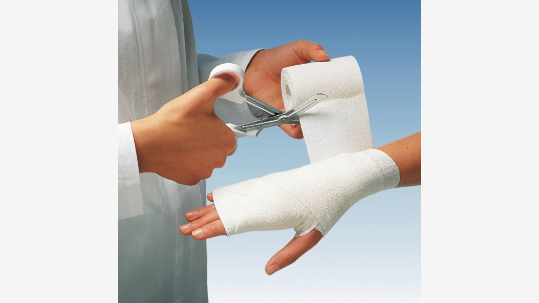 Due to the cohesive properties, Idealast-haft is very economical in use, as only a few turns are required to provide a secure and permanent bandage.