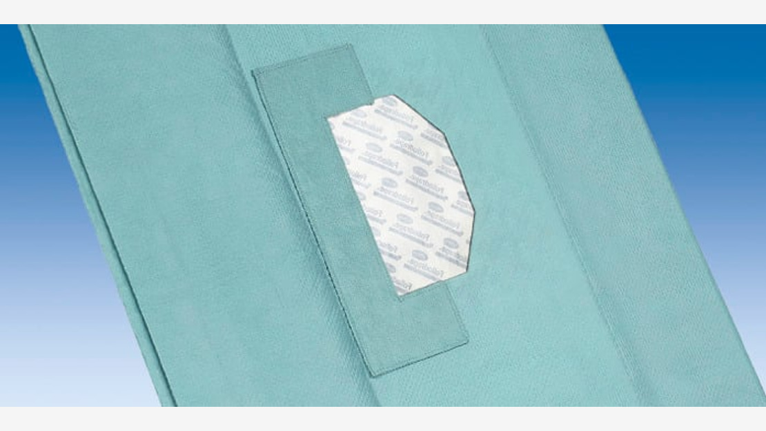 Foliodrape septum drapes feature a reinforced absorbent area which makes them particularly suitable for draping in ENT surgery.