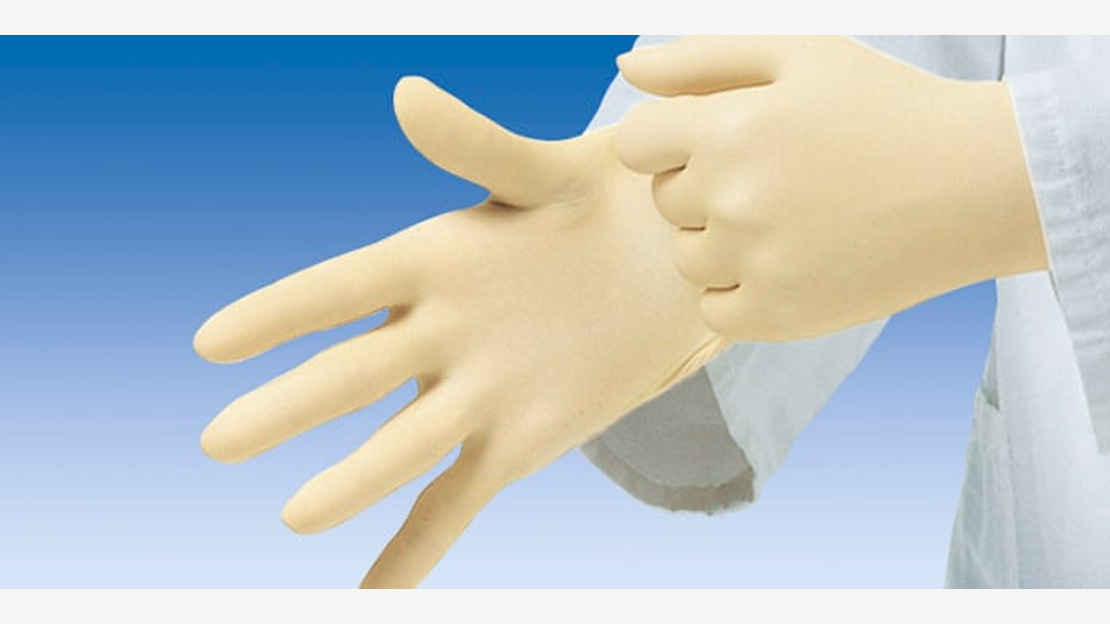 The examination glove Peha-soft powderfree made of highly elastic latex is especially suitable for wearers who experience hypersensitivity reactions to glove powder.