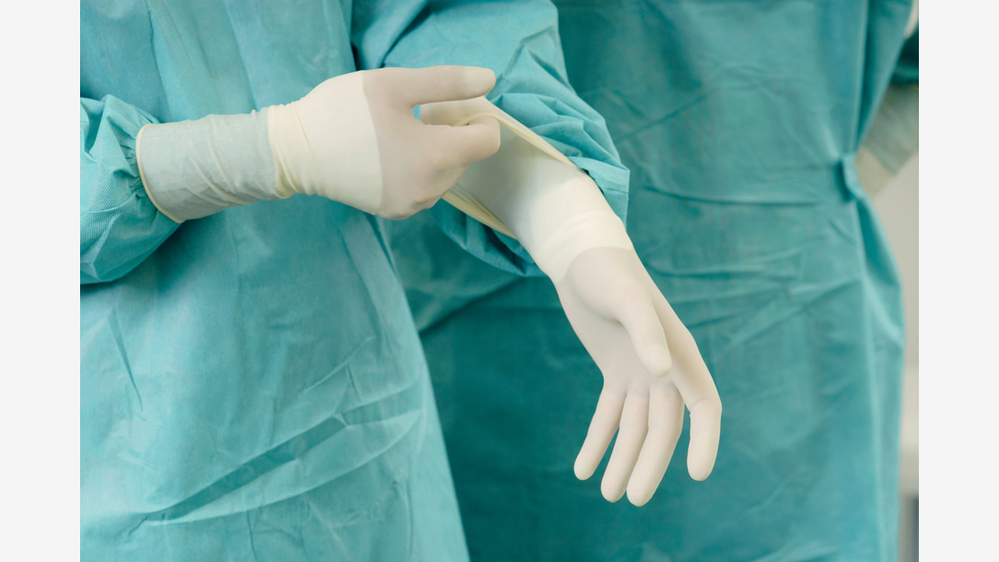 Application Surgical Gloves
