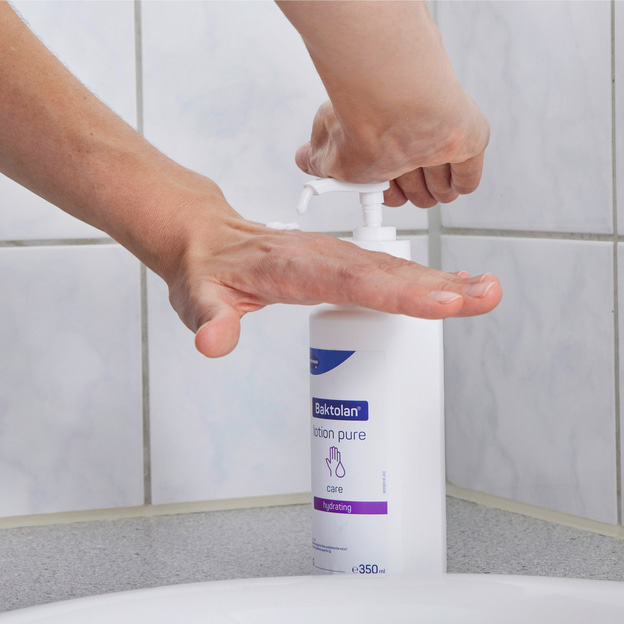 Product_removal_Baktolan_lotion_pure_square_0924.tif