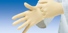 The examination glove Peha-soft powderfree made of highly elastic latex is especially suitable for wearers who experience hypersensitivity reactions to glove powder.