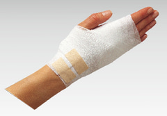 The classic gauze bandage still offers a wide range of uses in all fields of medicine.