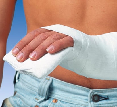 The relatively dense, hard-wearing fabric makes Lastotel useable as a conforming bandage for many purposes.