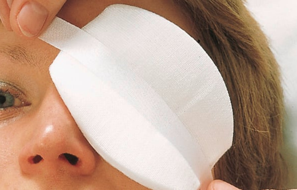 The Eycopad eye pad is particularly soft and absorbent and provides an excellent cushioning effect.