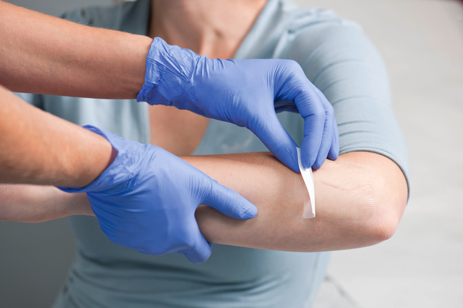 <P>&nbsp;Hydrofilm safely protects the wound from secondary infections and physical irritants.</P>