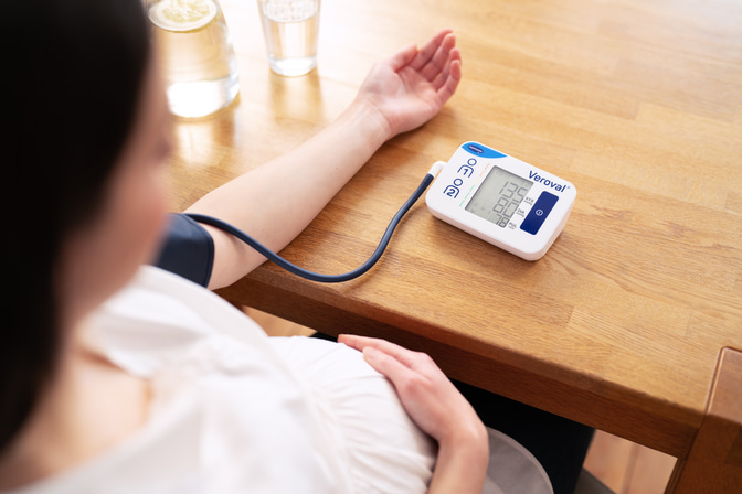 Veroval compact upper arm blood pressure monitor